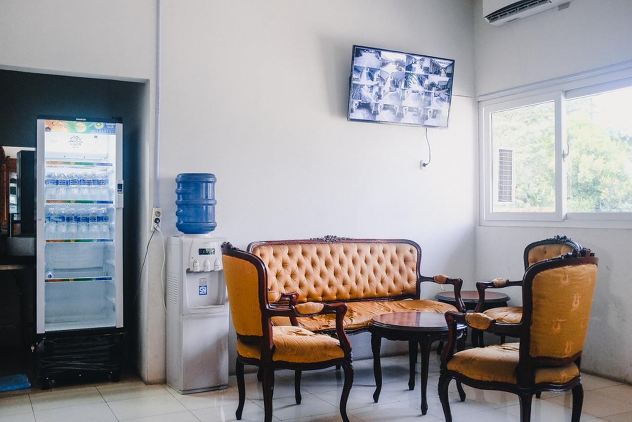 RedDoorz near Sirkuit Sentul Hotel Bogor Zewnętrze zdjęcie
